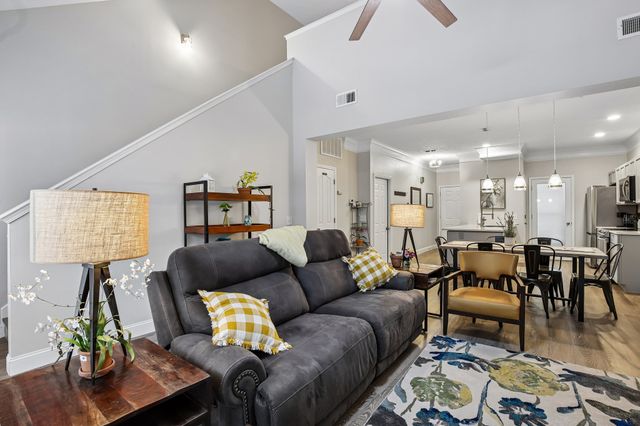 163 Nashboro Grns, Nashville, TN 37217
