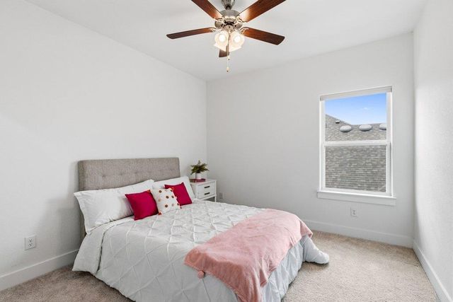 305 Avena TRL, Austin, TX 78738
