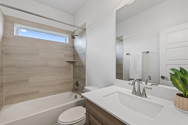 305 Avena TRL, Austin, TX 78738