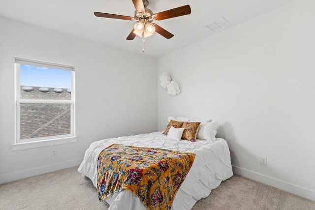 305 Avena TRL, Austin, TX 78738