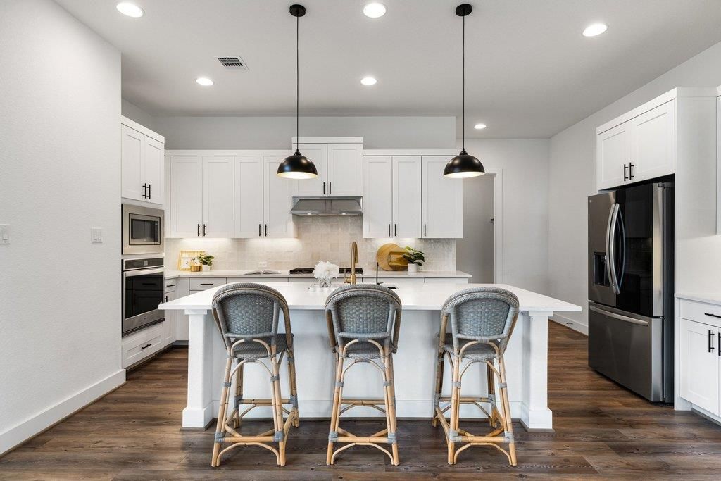 305 Avena TRL, Austin, TX 78738