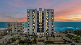 3855 S Atlantic Avenue PH5, Daytona Beach, FL 32118