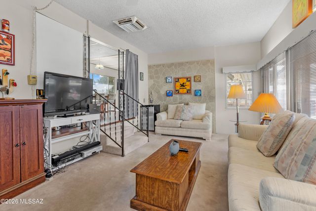 6126 W Rafter Circle Street, Tucson, AZ 85713