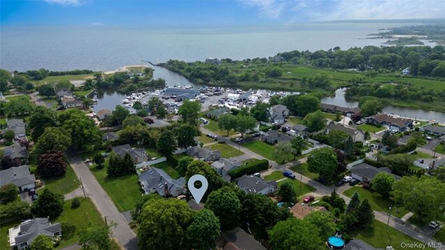 16 Ocean Avenue, East Patchogue, NY 11772
