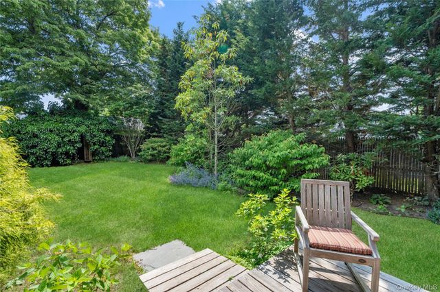 16 Ocean Avenue, East Patchogue, NY 11772