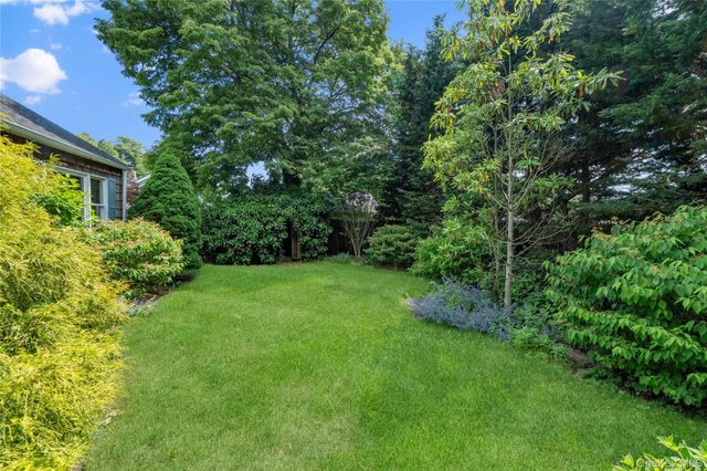 16 Ocean Avenue, East Patchogue, NY 11772