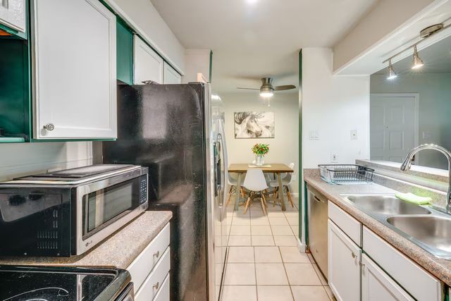 6900 Skillman Street 102, Dallas, TX 75231