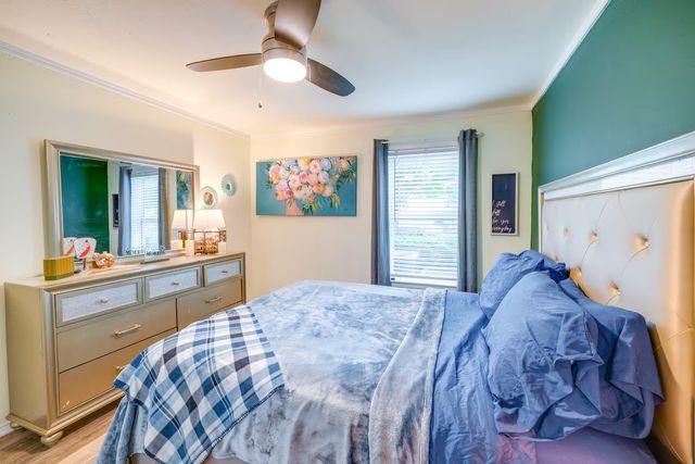 6900 Skillman Street 102, Dallas, TX 75231