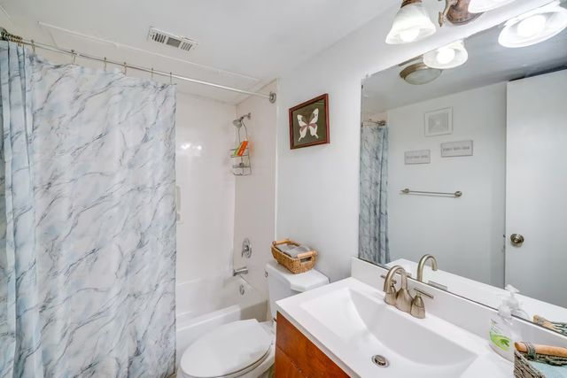 6900 Skillman Street 102, Dallas, TX 75231