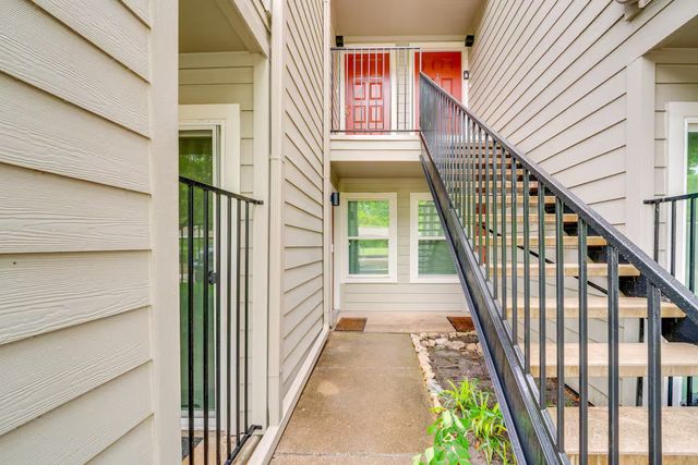 6900 Skillman Street 102, Dallas, TX 75231