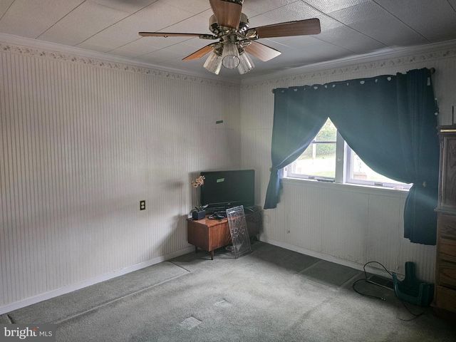 7 RIDGE AVE, Newark, DE 19711