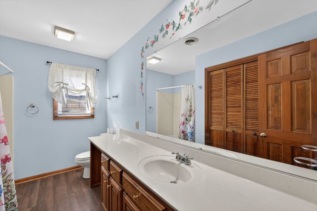 2105 Alpine Dr, Columbia, TN 38401