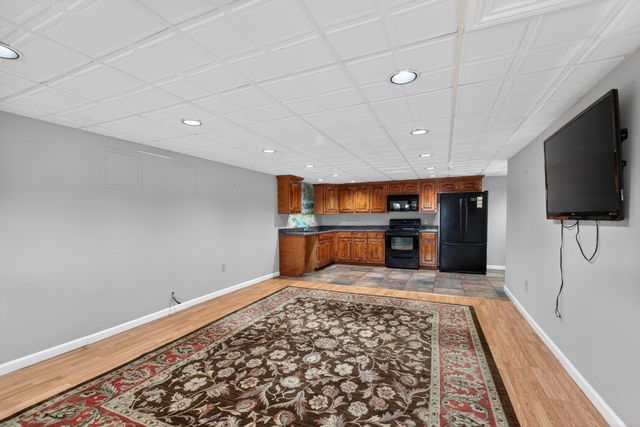 2105 Alpine Dr, Columbia, TN 38401