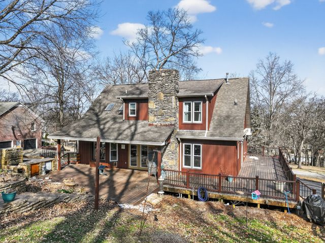 2105 Alpine Dr, Columbia, TN 38401