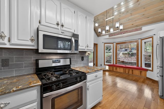 2105 Alpine Dr, Columbia, TN 38401