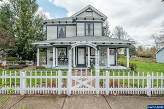 158 2nd St S, Independence, OR 97351