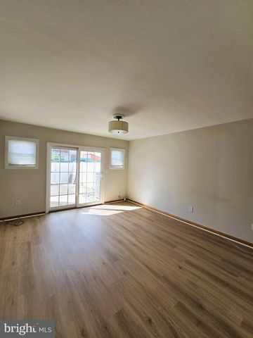 7842 SAINT BRIDGET LN, Baltimore, MD 21222