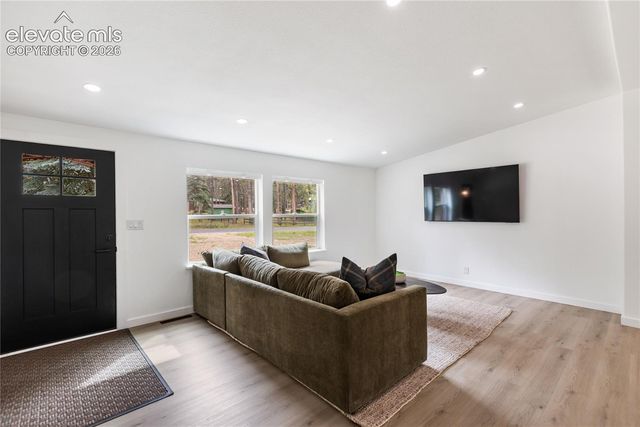 450 County Road, Woodland Park, CO 80863