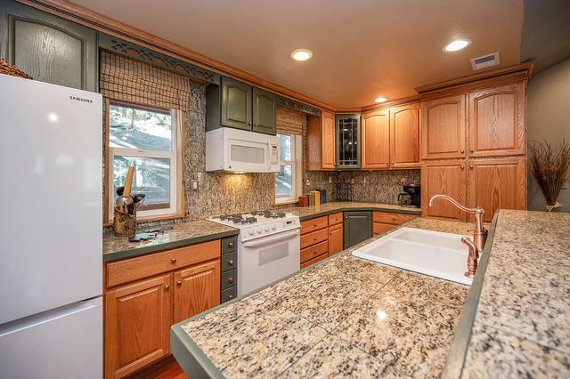 4110 Ottawa Dr, Camp Connell, CA 95223
