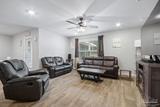 4656 Red Oak Dr, Milton, FL 32583