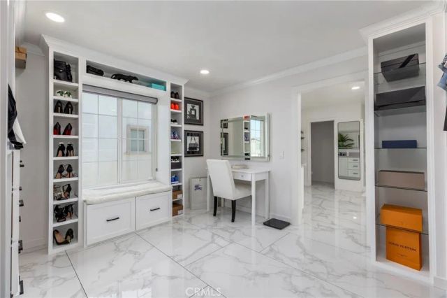 2227 Melogold Way, Corona, CA 92883