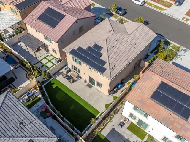 2227 Melogold Way, Corona, CA 92883
