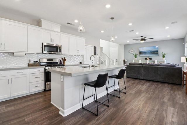 10128 Hercules Way, Spring Valley, CA 91977