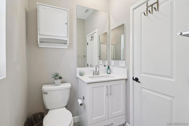 10128 Hercules Way, Spring Valley, CA 91977