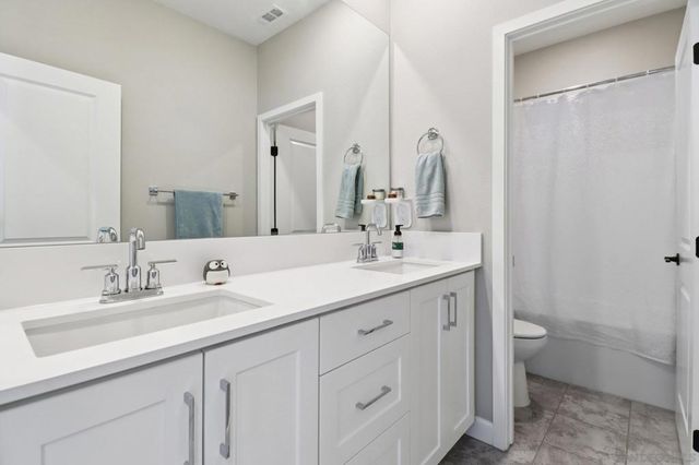 10128 Hercules Way, Spring Valley, CA 91977