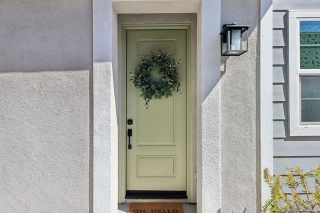 10128 Hercules Way, Spring Valley, CA 91977