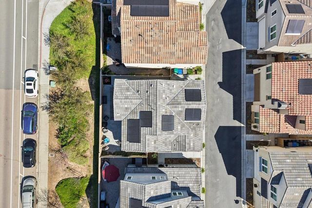 10128 Hercules Way, Spring Valley, CA 91977