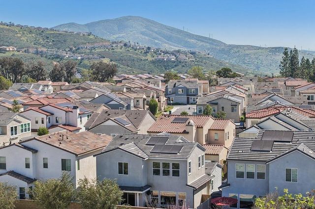 10128 Hercules Way, Spring Valley, CA 91977