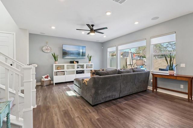 10128 Hercules Way, Spring Valley, CA 91977