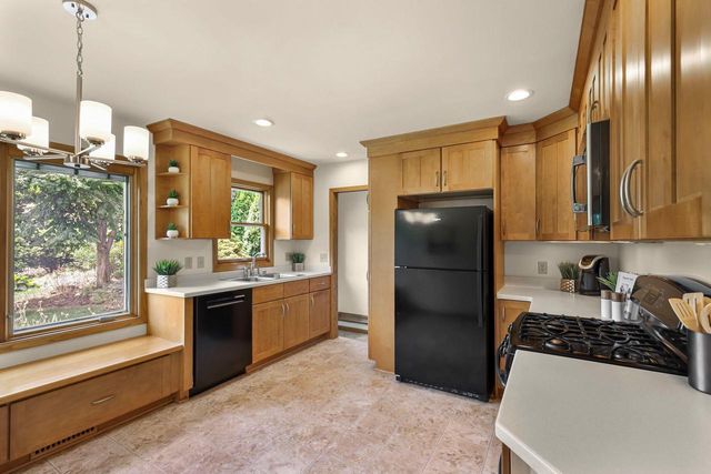5001 Tocora Lane, Madison, WI 53711