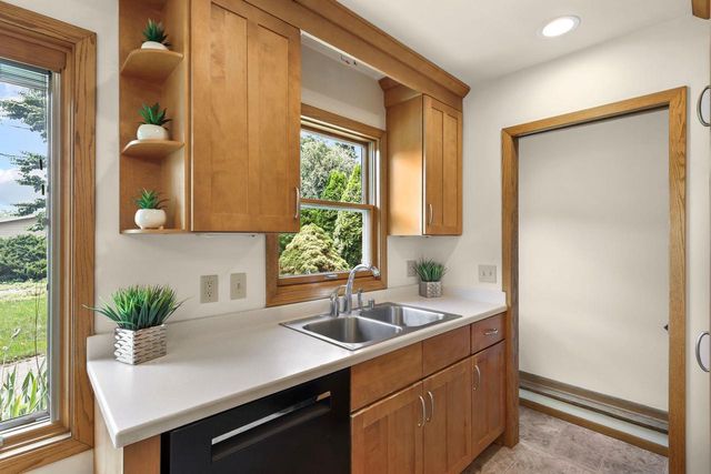 5001 Tocora Lane, Madison, WI 53711