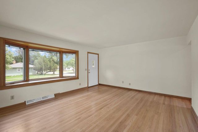 5001 Tocora Lane, Madison, WI 53711