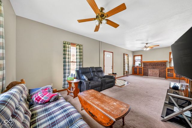 1850 E Harmony Jackson Street, Brazil, IN 47834