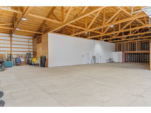 28960 Se CURRIN Rd, Estacada, OR 97023