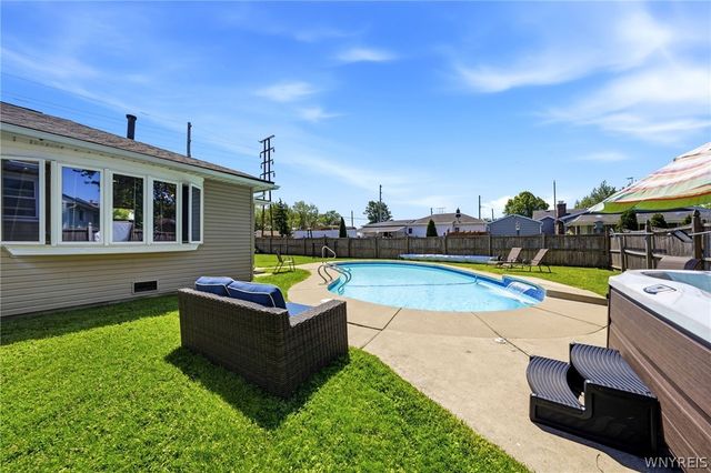 242 Ilion Street, Tonawanda, NY 14150