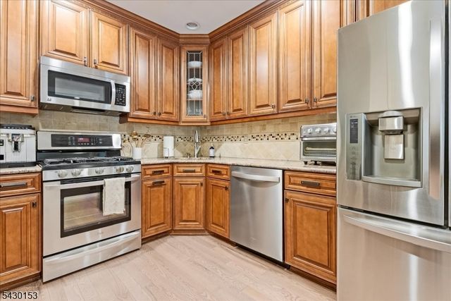 2103 Park Pl, Springfield Twp., NJ 07081
