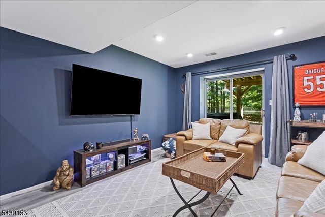 2103 Park Pl, Springfield Twp., NJ 07081