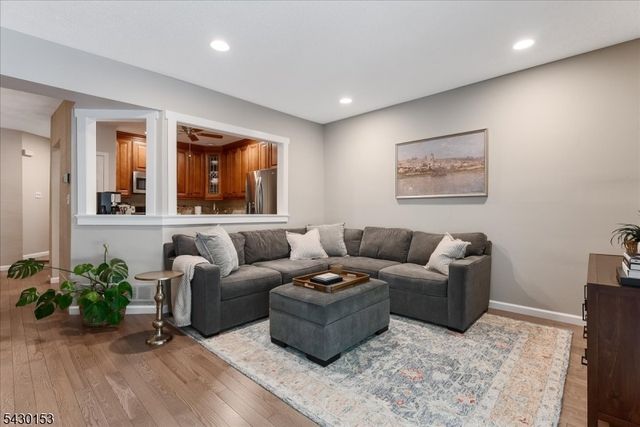 2103 Park Pl, Springfield Twp., NJ 07081