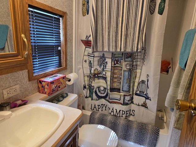 423 Skyline Drive, Edgerton, WI 53534