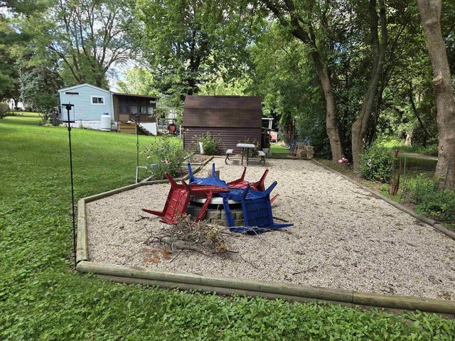 423 Skyline Drive, Edgerton, WI 53534