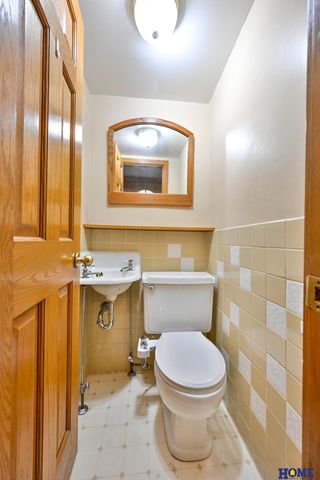 241 N 31st Street, Lincoln, NE 68503