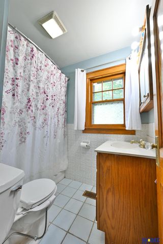 241 N 31st Street, Lincoln, NE 68503
