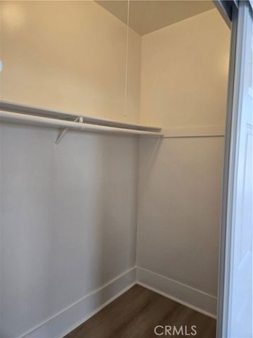 942 E 2nd 8, Long Beach, CA 90802