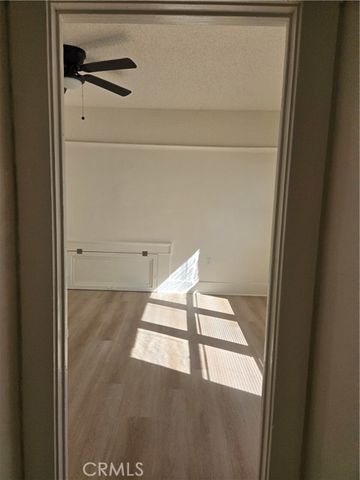 942 E 2nd 8, Long Beach, CA 90802