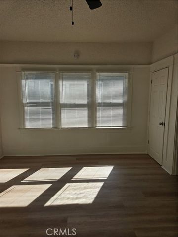 942 E 2nd 8, Long Beach, CA 90802