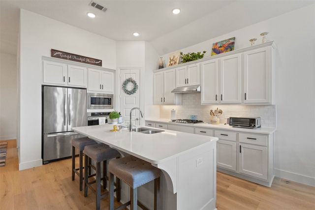 1609 Canter Court, Aubrey, TX 76227